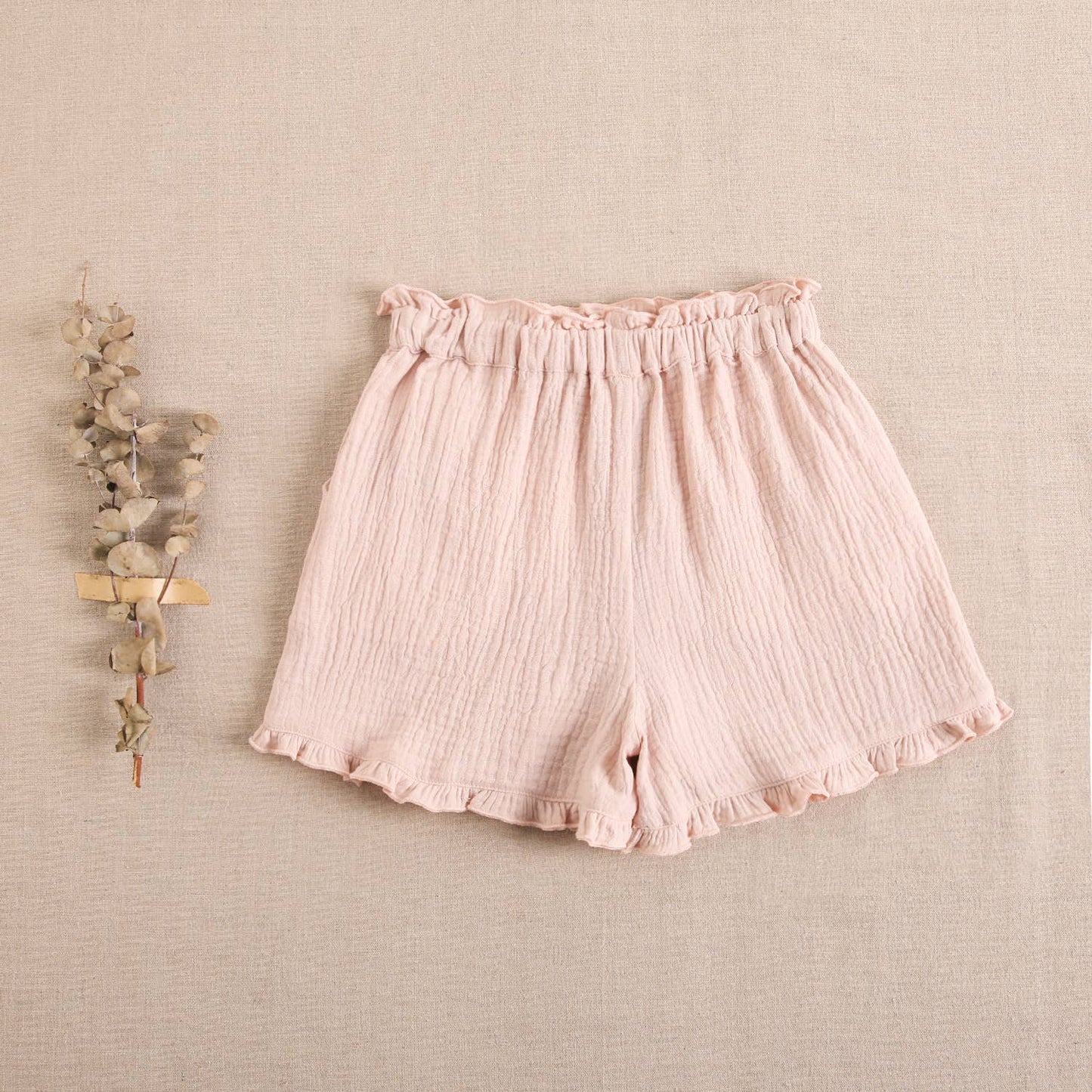 Girls' shorts in bamboo fabric with embroidered details