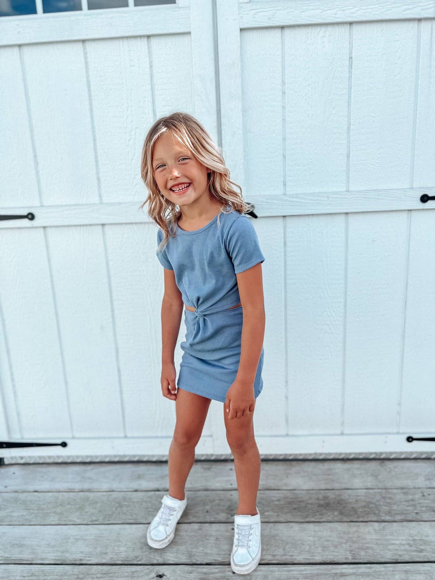 RIBBED KNOT SPRING DRESS