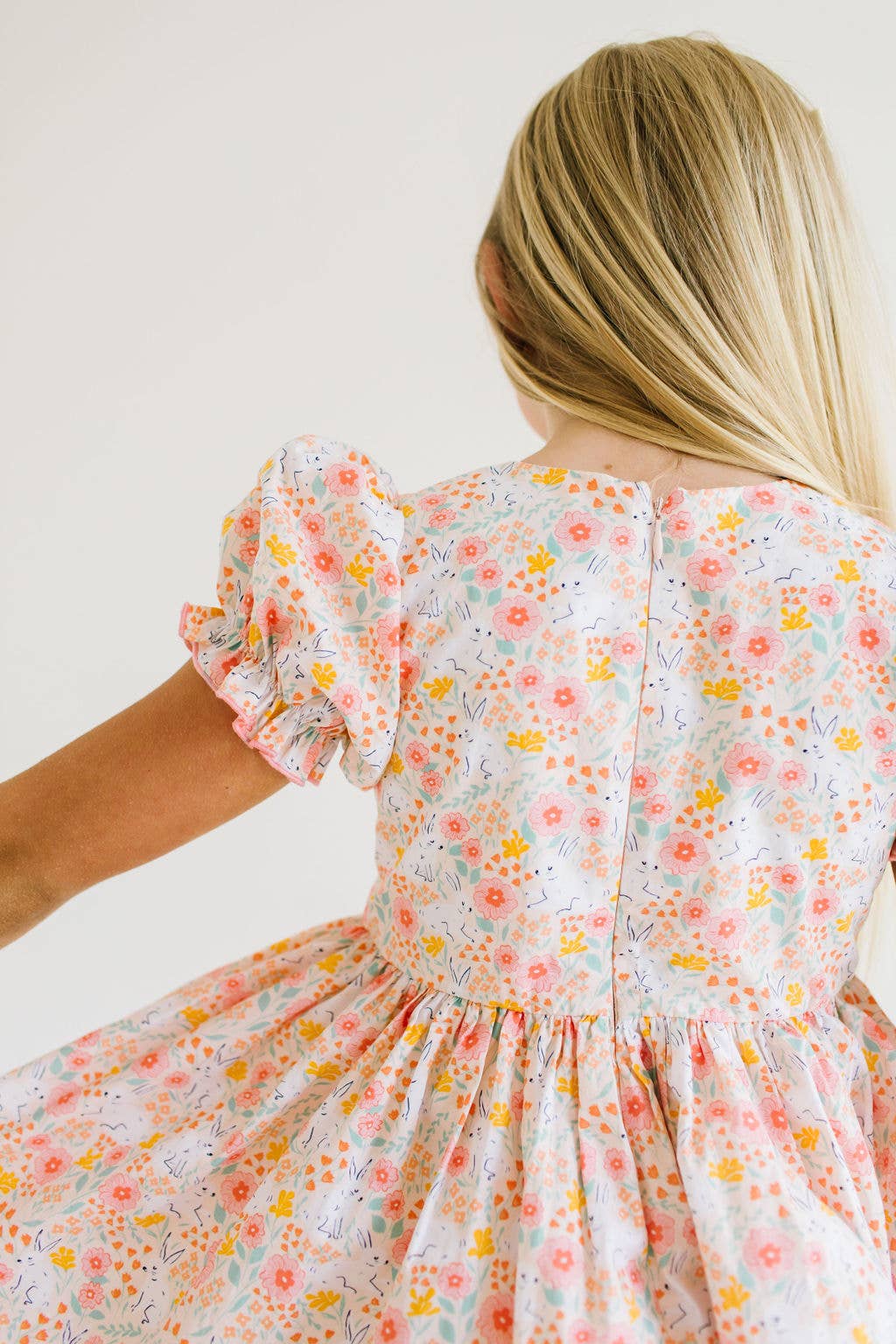 Aura Poplin Dress in Bunny Field