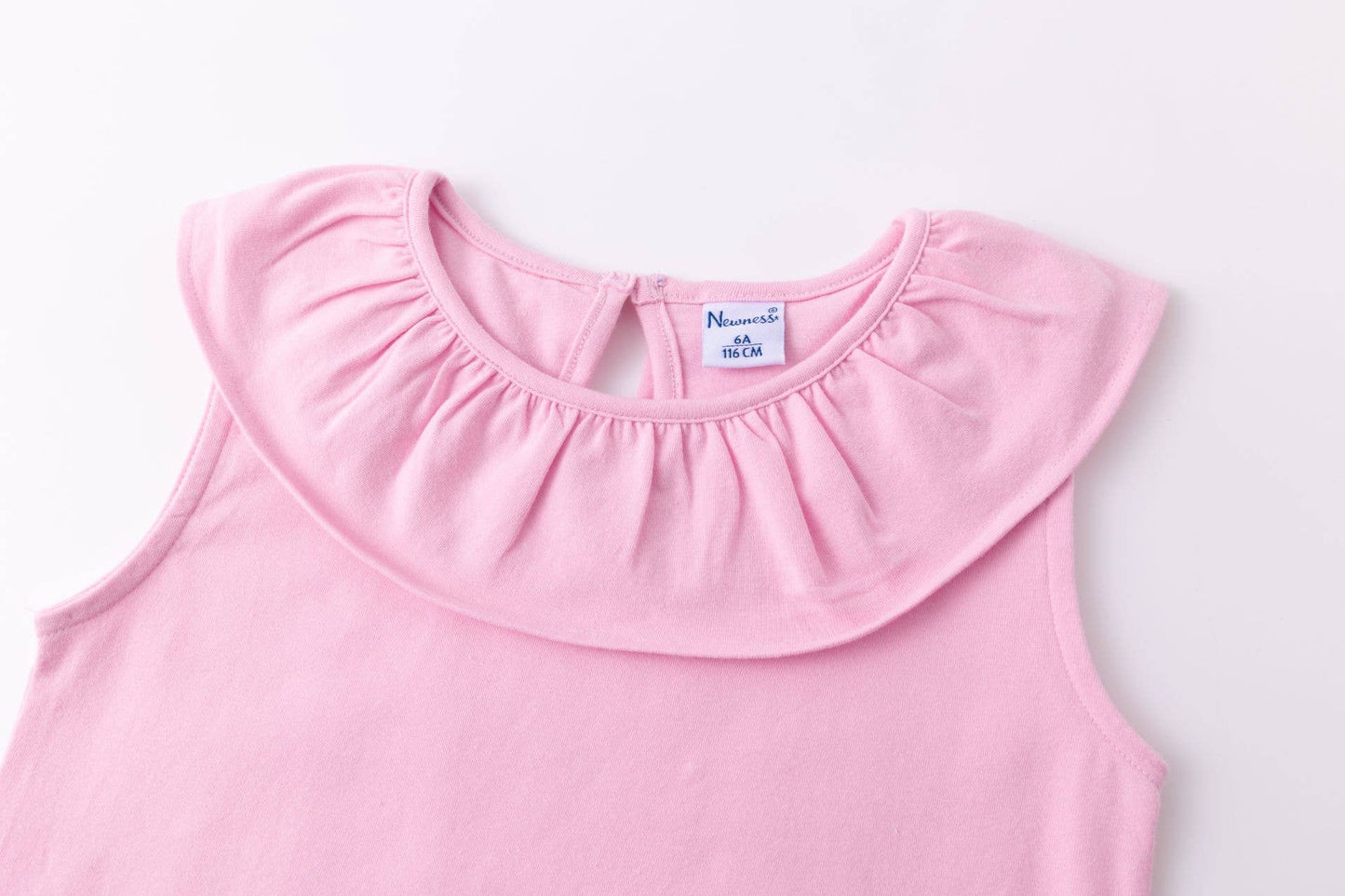 Sleeveless t-shirt with ruffle for girls