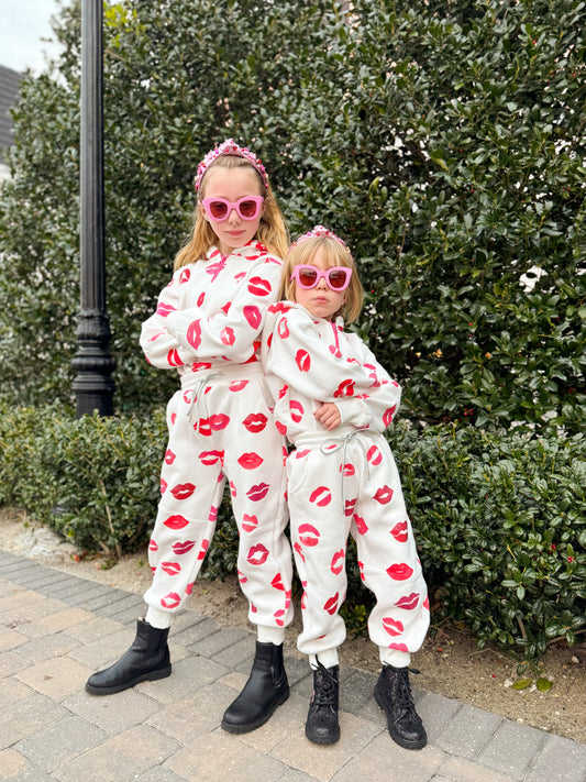 Sparkly Lips Jogger Set