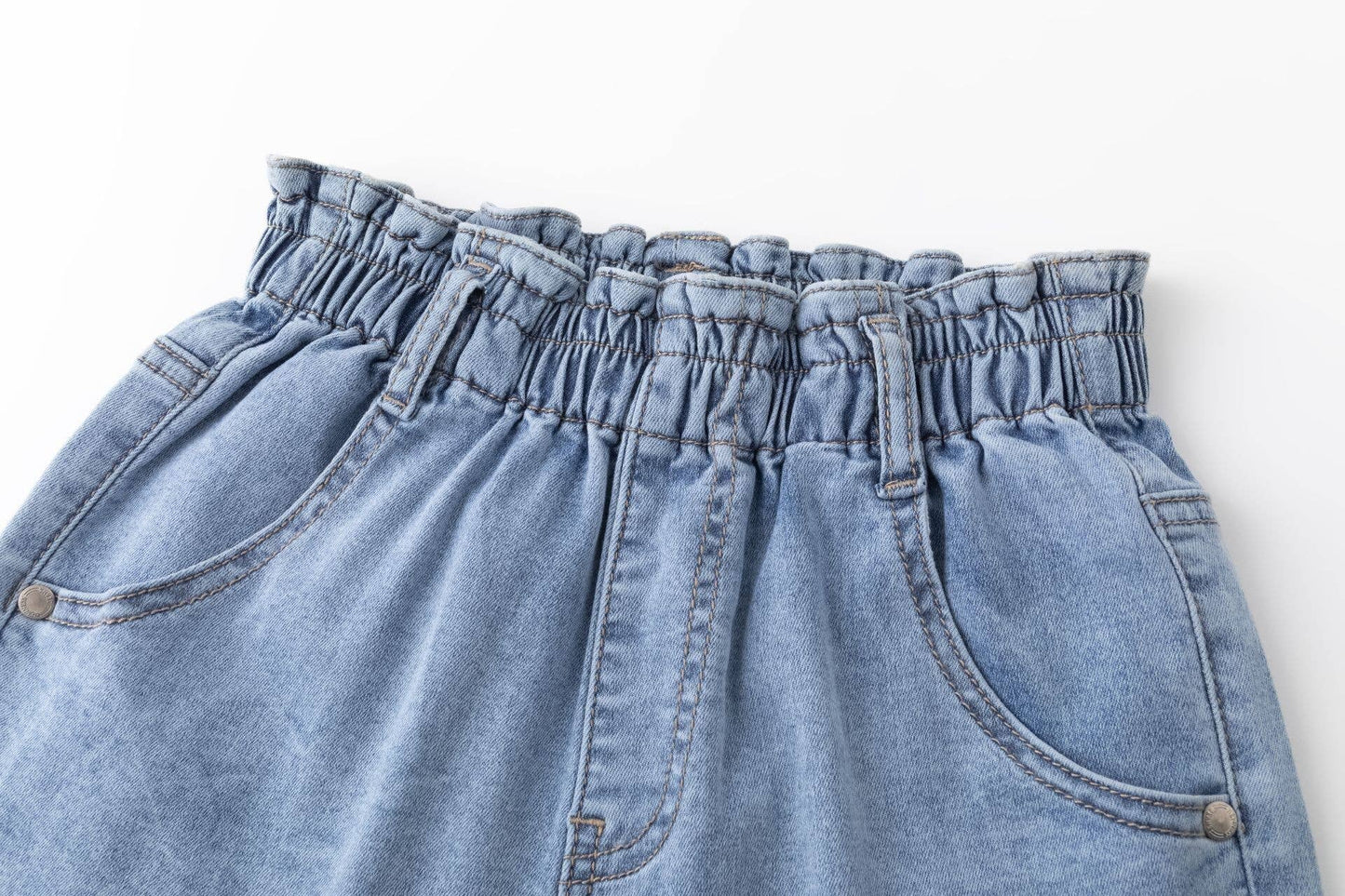Junior girl's denim shorts