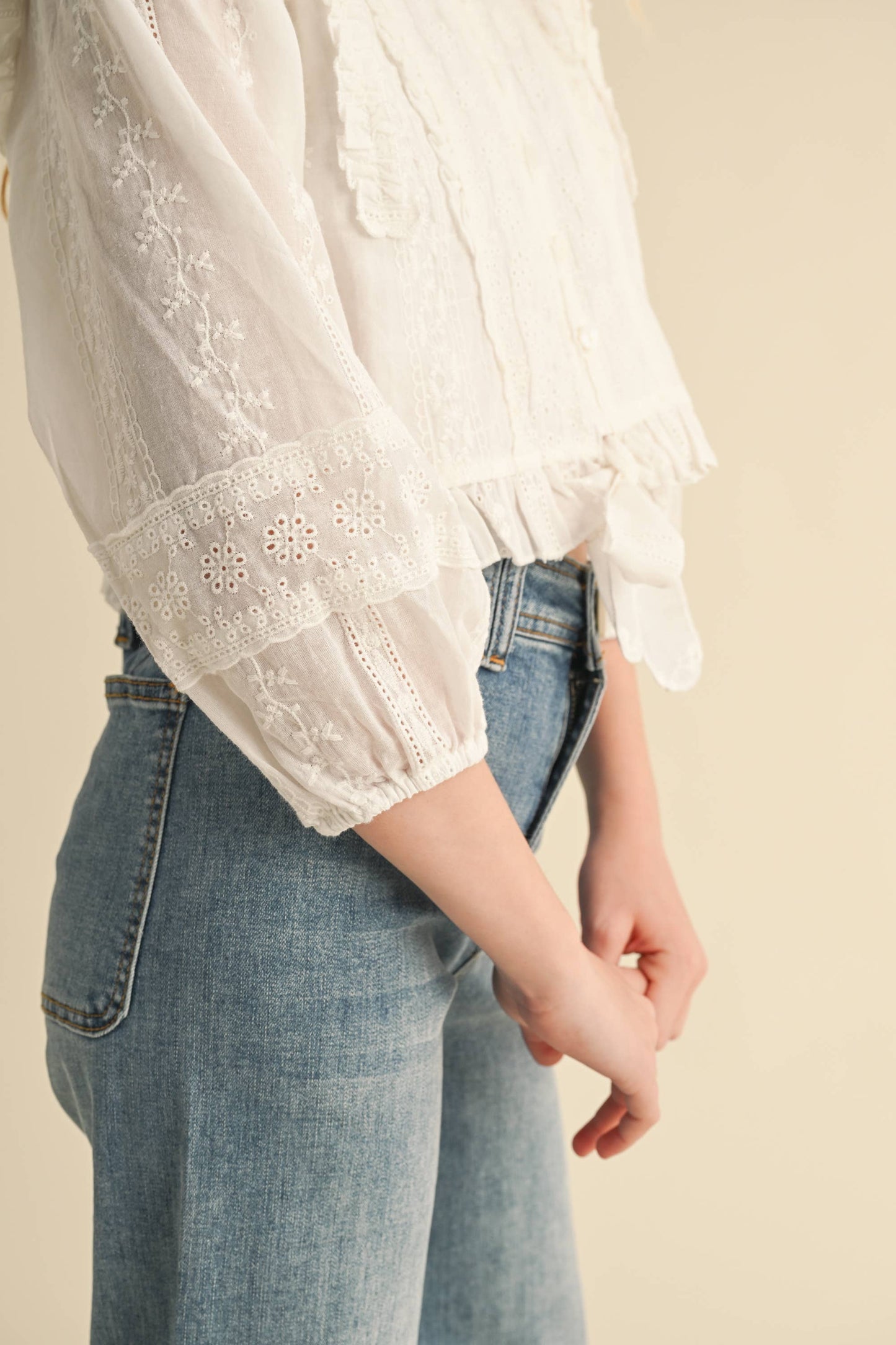 BUTTON DOWN BLOUSE