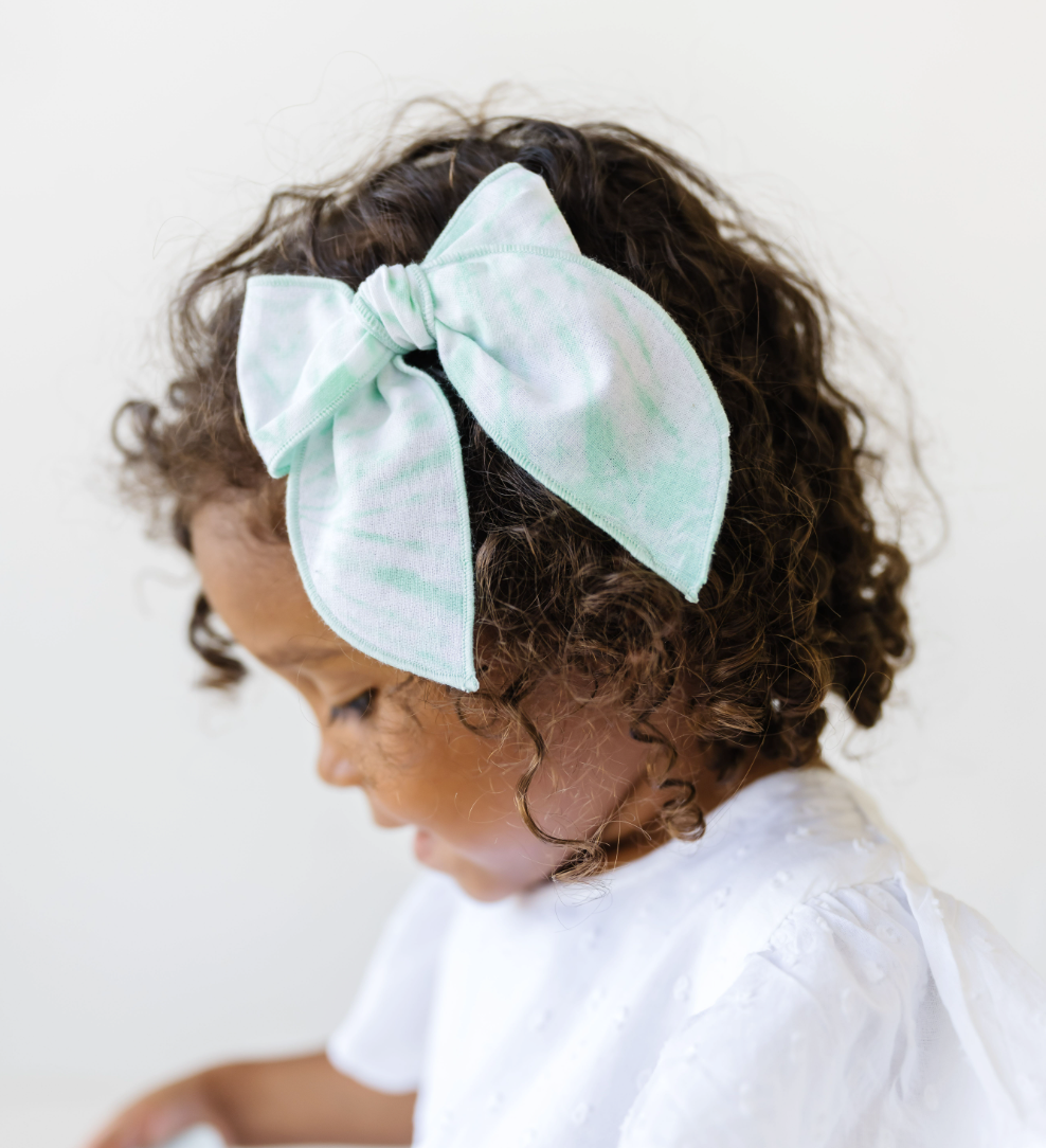 BELLE CLIP: parade stripe