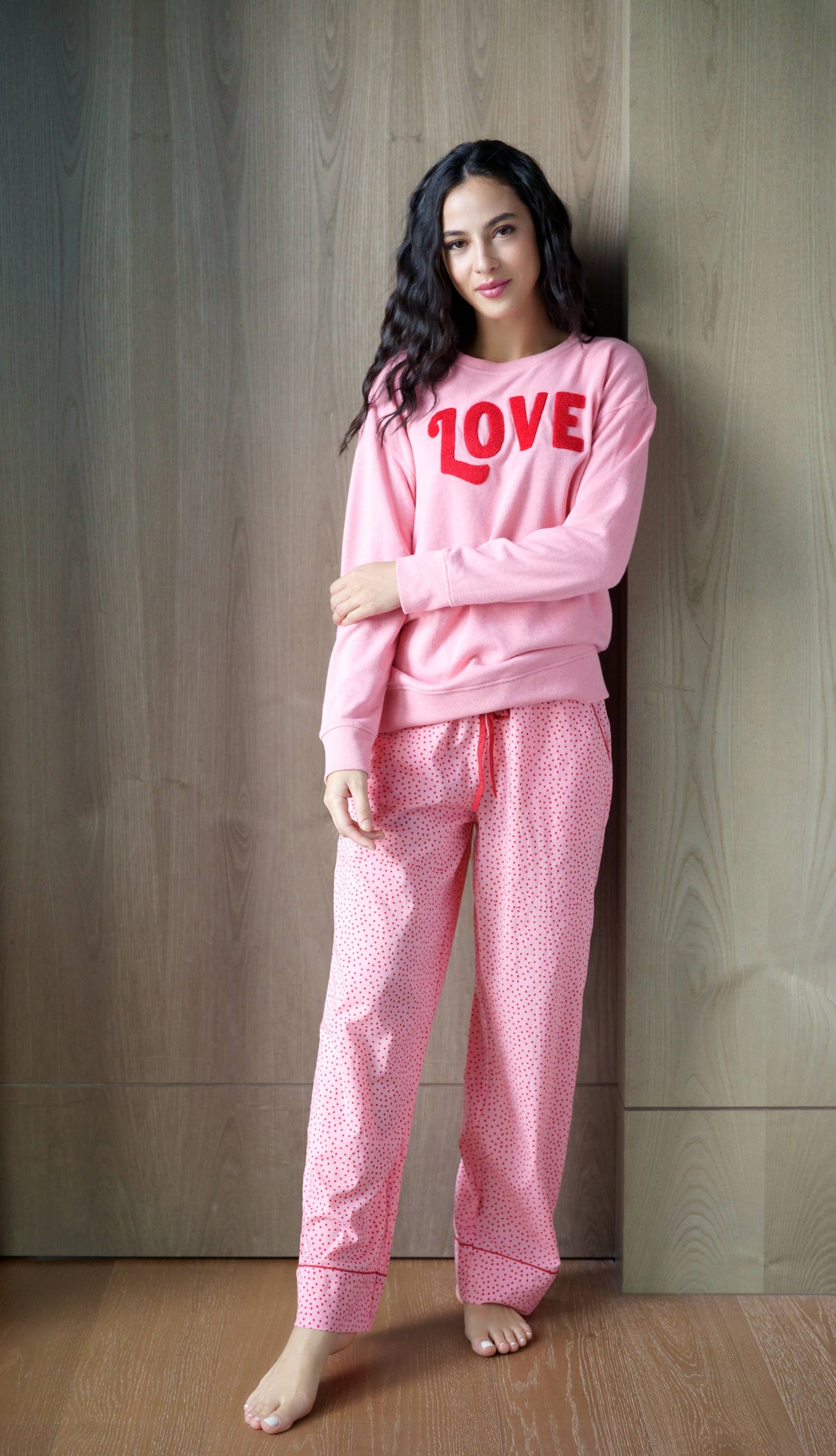 "LOVE" SWEATSHIRT, PINK