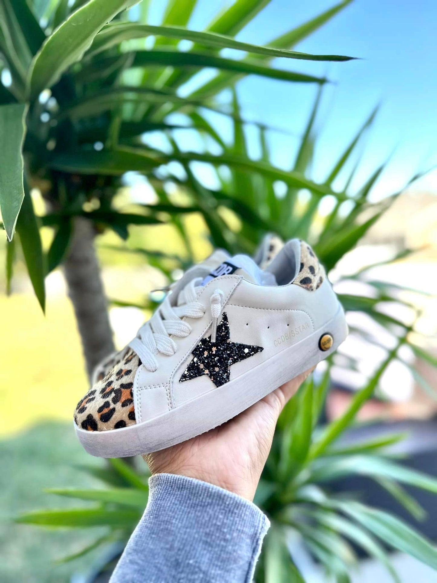 Black Glitter Star with Cheetah Women’s