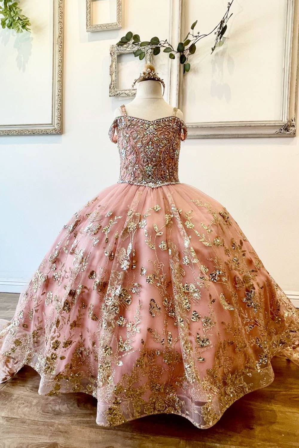 Detachable Train With Stones and Gems Mini Quince Dress