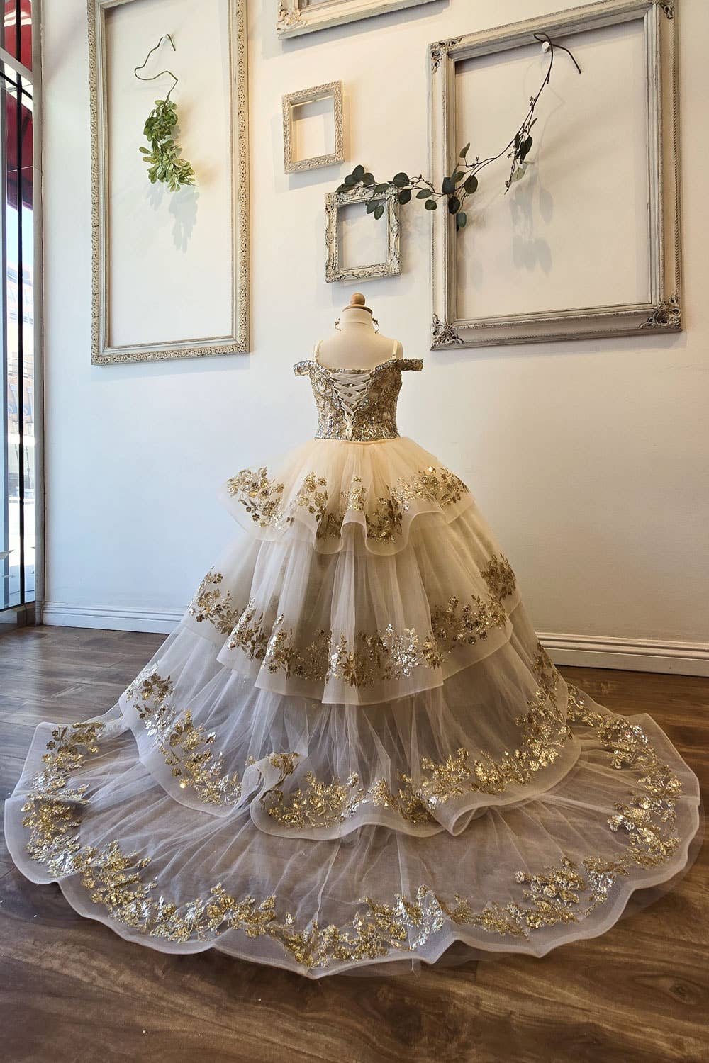 Detachable Train With Stones and Gems Mini Quince Dress