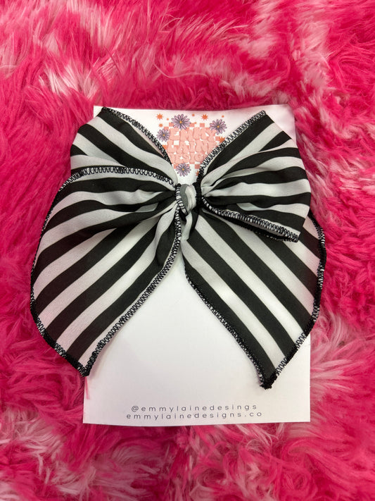 Bow striped and ghost