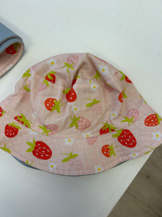 Miki Miette Strawberry bucket hat